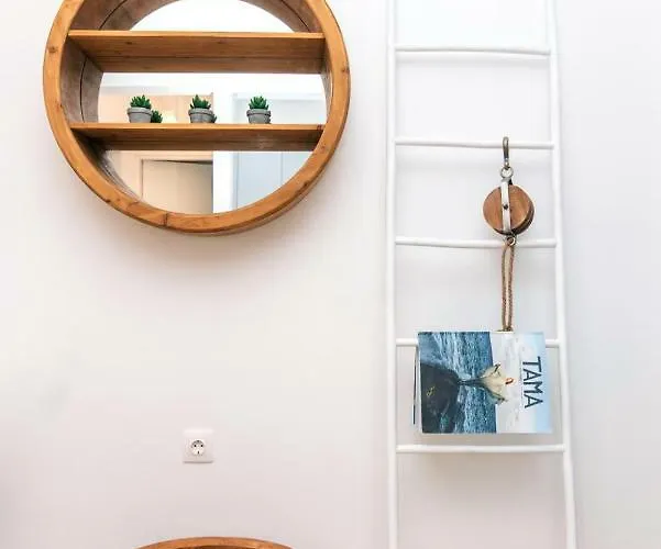 Ikies A And B * Tínos